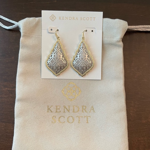 Kendra Scott addie earrings - Picture 1 of 3
